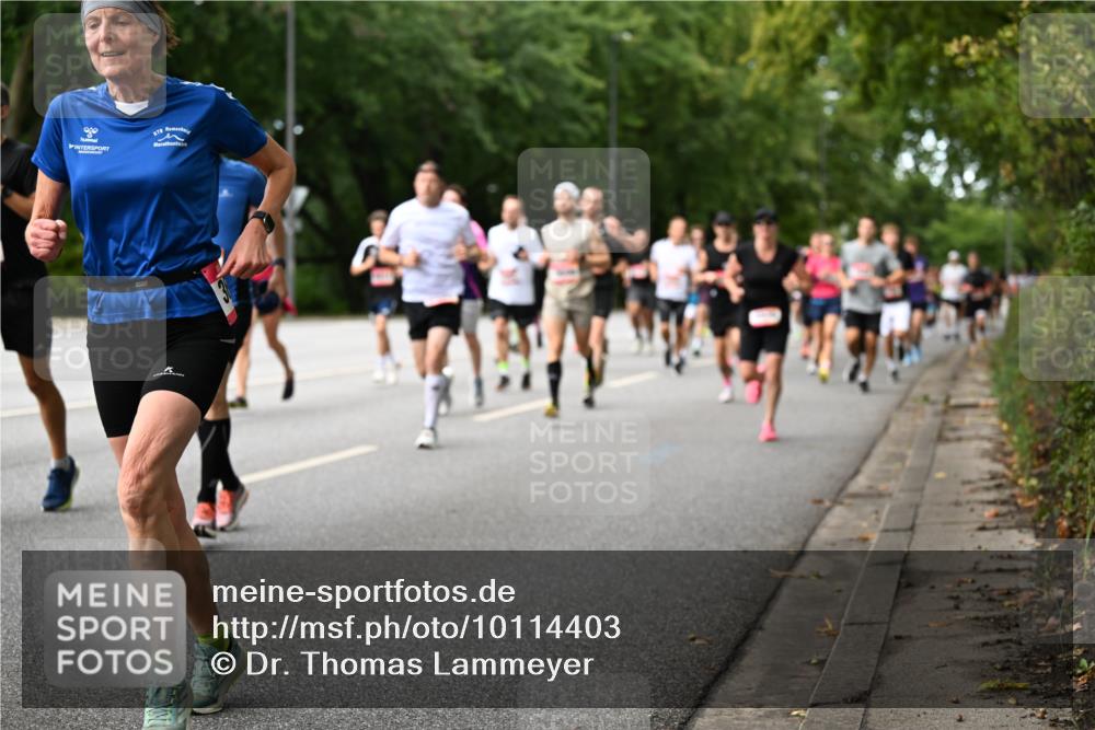 06.09.2026 - CURREX Alsterlauf Dr. Thomas Lammeyer http://msf.ph/oto/10114403 06.09.2026 09:07:34 Laufen  meine-sportfotos.de