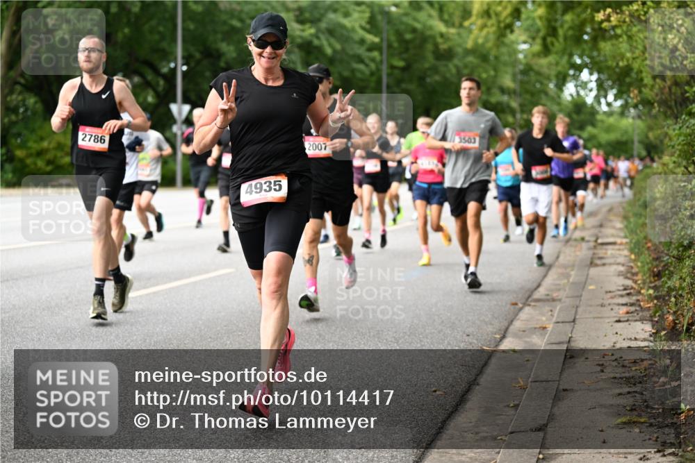 06.09.2026 - CURREX Alsterlauf Dr. Thomas Lammeyer http://msf.ph/oto/10114417 06.09.2026 09:07:37 Laufen 2786, 4935, 2007, 3503 meine-sportfotos.de