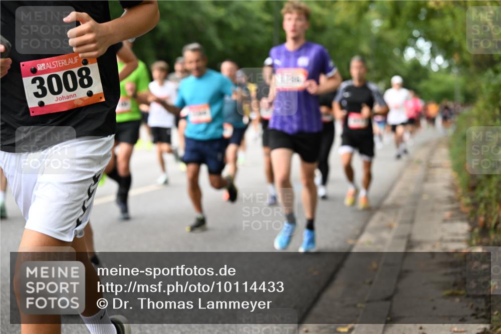 06.09.2026 - CURREX Alsterlauf Dr. Thomas Lammeyer http://msf.ph/oto/10114433 06.09.2026 09:07:40 Laufen 3008 meine-sportfotos.de