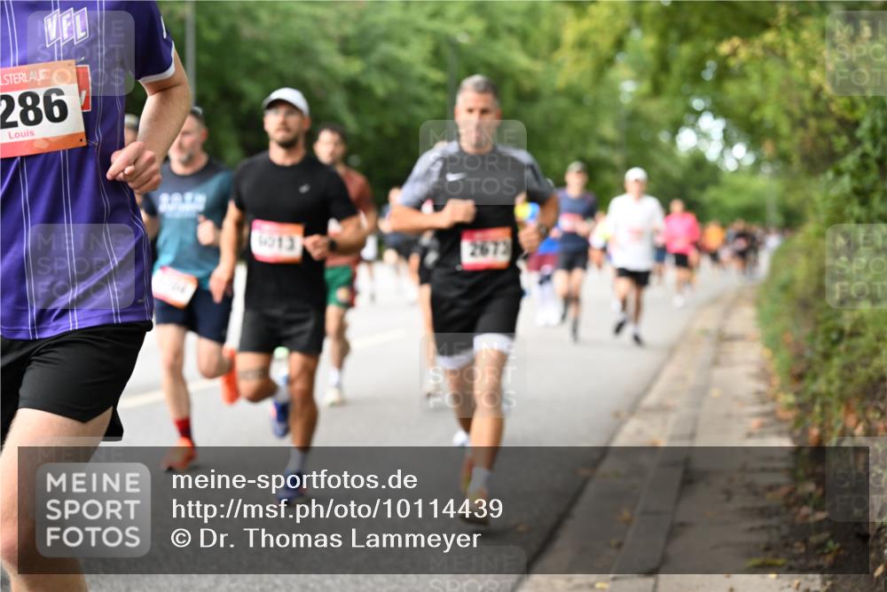 06.09.2026 - CURREX Alsterlauf Dr. Thomas Lammeyer http://msf.ph/oto/10114439 06.09.2026 09:07:41 Laufen 286, 6013, 2672 meine-sportfotos.de