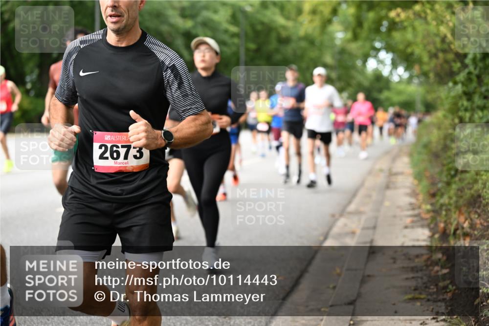 06.09.2026 - CURREX Alsterlauf Dr. Thomas Lammeyer http://msf.ph/oto/10114443 06.09.2026 09:07:42 Laufen 2673 meine-sportfotos.de