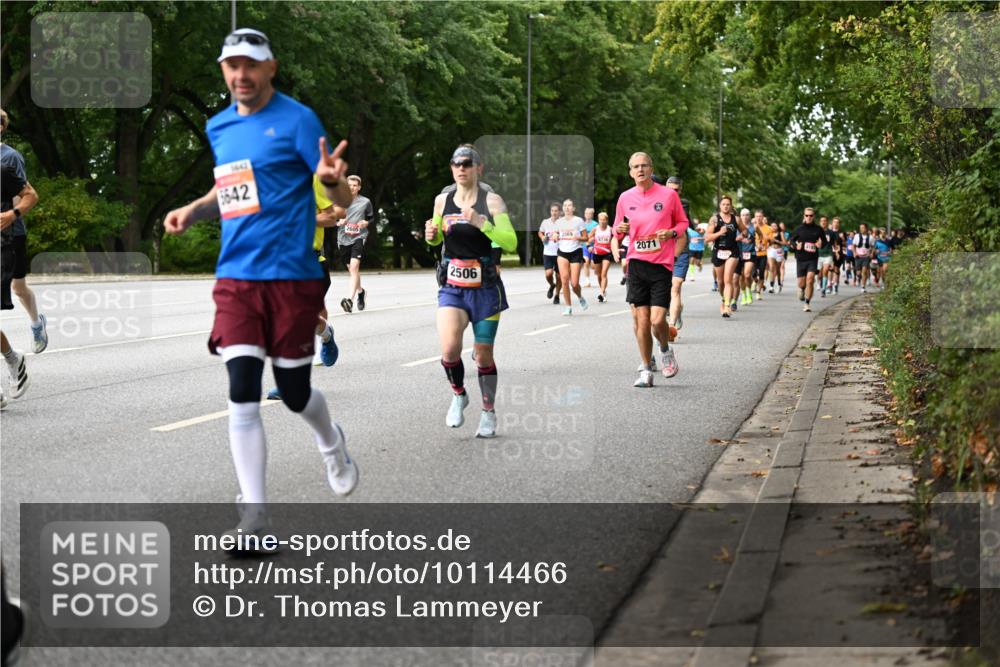 06.09.2026 - CURREX Alsterlauf Dr. Thomas Lammeyer http://msf.ph/oto/10114466 06.09.2026 09:07:46 Laufen 14, 42, 5642, 2605, 2506, 2071 meine-sportfotos.de