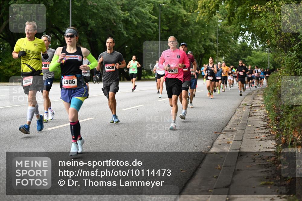 06.09.2026 - CURREX Alsterlauf Dr. Thomas Lammeyer http://msf.ph/oto/10114473 06.09.2026 09:07:47 Laufen 3045, 6481, 2506, 5020, 2071 meine-sportfotos.de