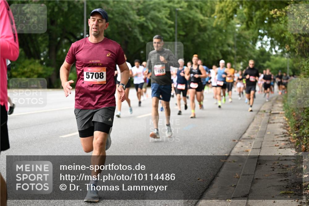 06.09.2026 - CURREX Alsterlauf Dr. Thomas Lammeyer http://msf.ph/oto/10114486 06.09.2026 09:07:49 Laufen 2, 42, 195, 5708, 3455 meine-sportfotos.de
