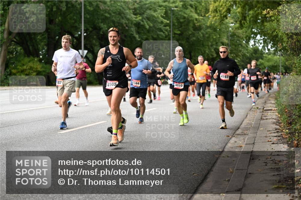 06.09.2026 - CURREX Alsterlauf Dr. Thomas Lammeyer http://msf.ph/oto/10114501 06.09.2026 09:07:51 Laufen 187, 4105, 2344, 4910, 4193 meine-sportfotos.de