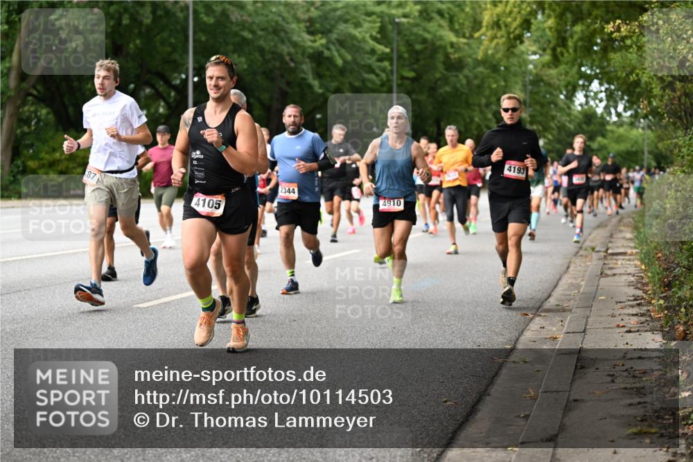 06.09.2026 - CURREX Alsterlauf Dr. Thomas Lammeyer http://msf.ph/oto/10114503 06.09.2026 09:07:52 Laufen 87, 4105, 2344, 4910, 4193 meine-sportfotos.de