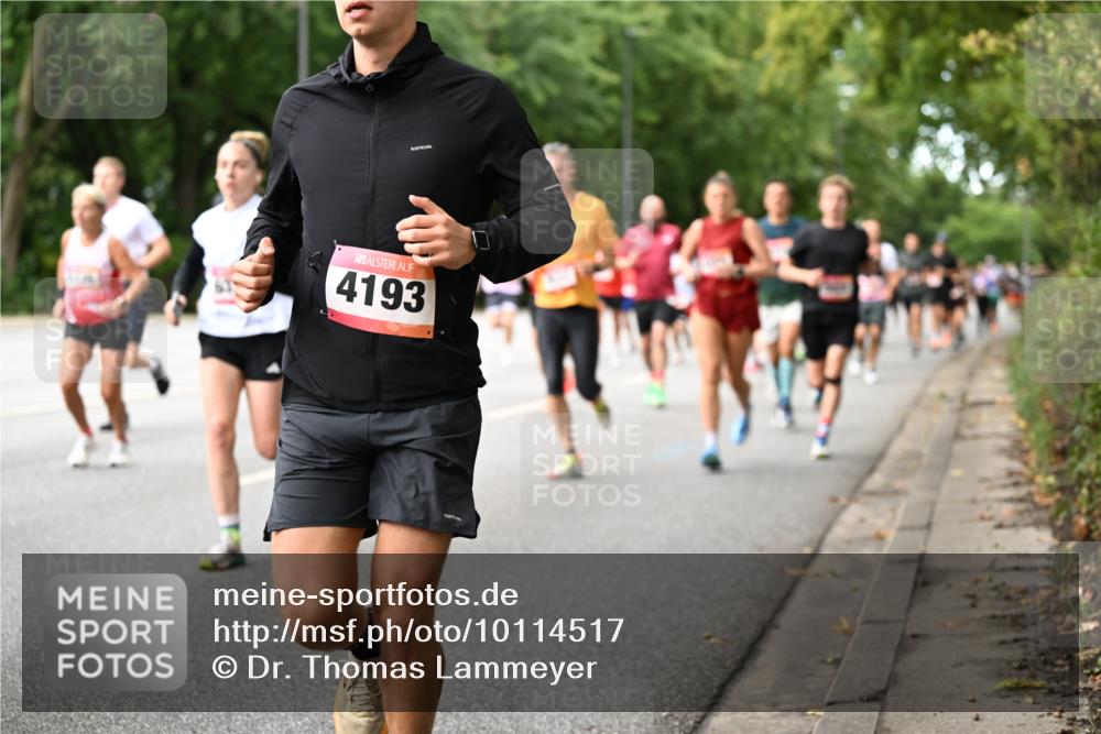 06.09.2026 - CURREX Alsterlauf Dr. Thomas Lammeyer http://msf.ph/oto/10114517 06.09.2026 09:07:54 Laufen 4193 meine-sportfotos.de