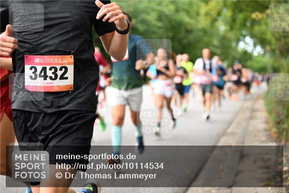 06.09.2026 - CURREX Alsterlauf Dr. Thomas Lammeyer http://msf.ph/oto/10114534 06.09.2026 09:07:56 Laufen 3432 meine-sportfotos.de