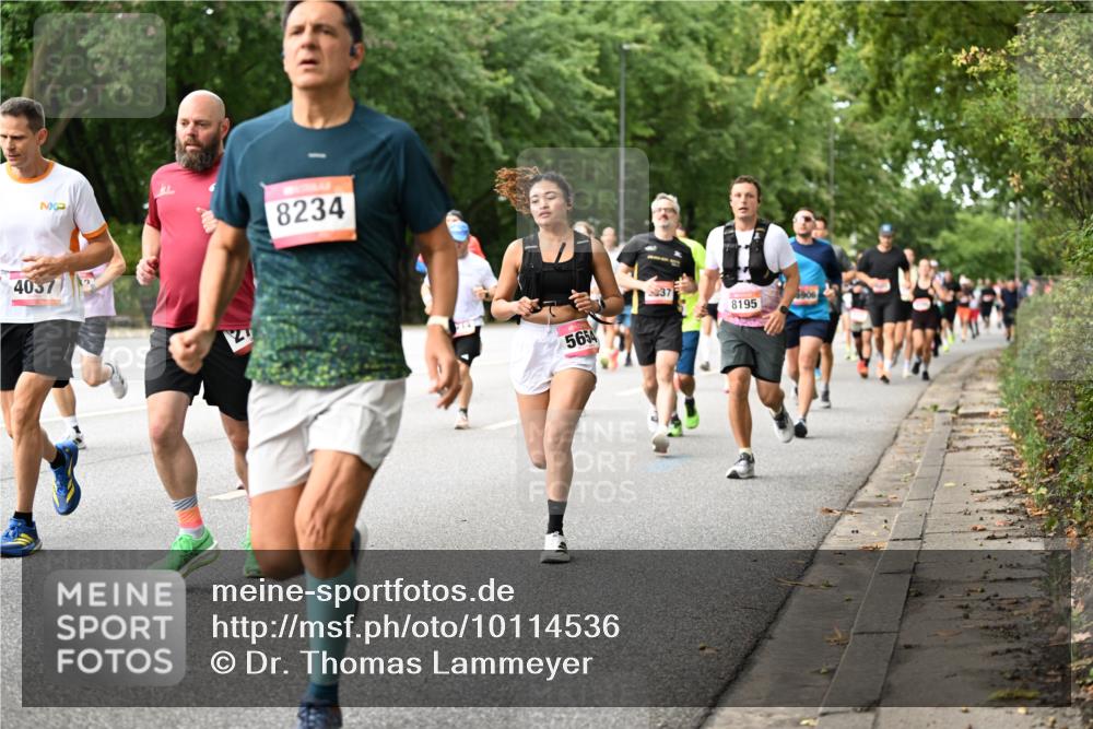 06.09.2026 - CURREX Alsterlauf Dr. Thomas Lammeyer http://msf.ph/oto/10114536 06.09.2026 09:07:57 Laufen 4037, 8234, 37, 8195, 5906, 5654 meine-sportfotos.de
