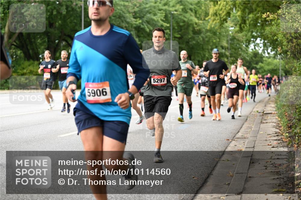 06.09.2026 - CURREX Alsterlauf Dr. Thomas Lammeyer http://msf.ph/oto/10114560 06.09.2026 09:08:00 Laufen 1798, 5906, 125, 5297, 28, 1322 meine-sportfotos.de