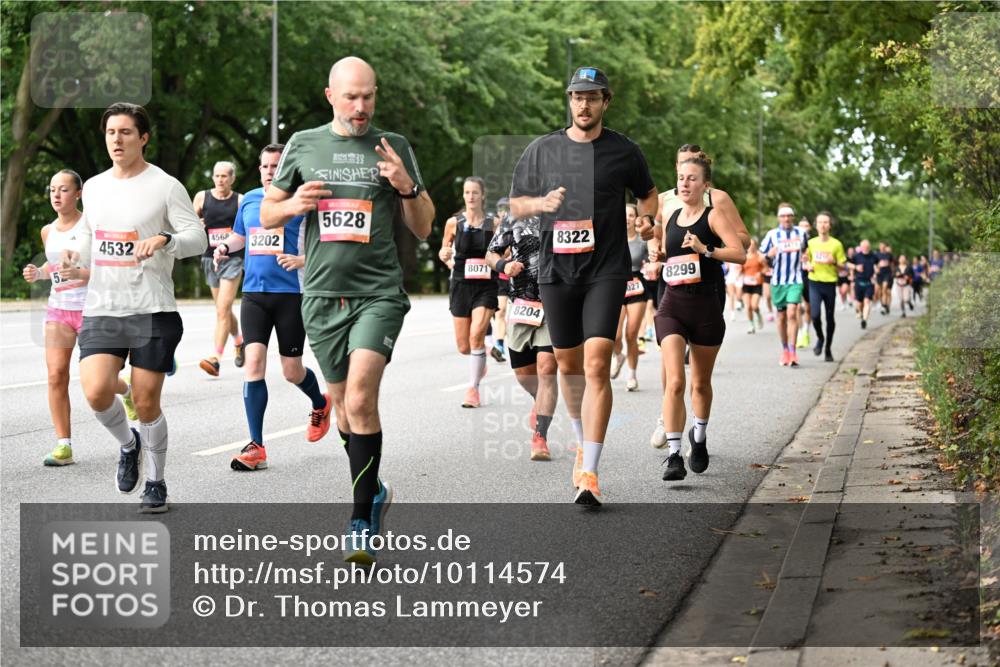 06.09.2026 - CURREX Alsterlauf Dr. Thomas Lammeyer http://msf.ph/oto/10114574 06.09.2026 09:08:02 Laufen 5, 4532, 456, 3202, 5628, 8071, 8322, 8204, 027, 8299 meine-sportfotos.de