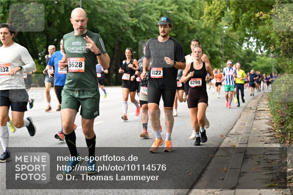 06.09.2026 - CURREX Alsterlauf Dr. Thomas Lammeyer http://msf.ph/oto/10114576 06.09.2026 09:08:03 Laufen 532, 89, 520, 5628, 071, 820, 8322, 8299, 927 meine-sportfotos.de