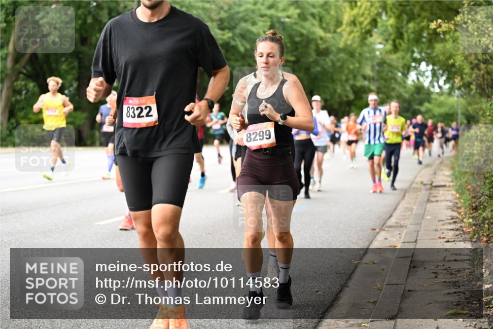 06.09.2026 - CURREX Alsterlauf Dr. Thomas Lammeyer http://msf.ph/oto/10114583 06.09.2026 09:08:04 Laufen 8322, 8299 meine-sportfotos.de