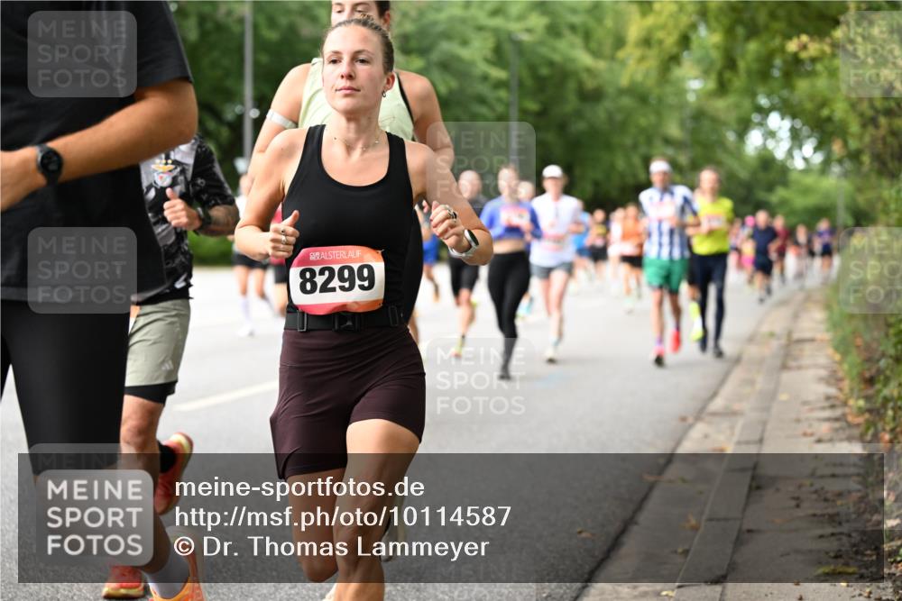 06.09.2026 - CURREX Alsterlauf Dr. Thomas Lammeyer http://msf.ph/oto/10114587 06.09.2026 09:08:04 Laufen 8299 meine-sportfotos.de
