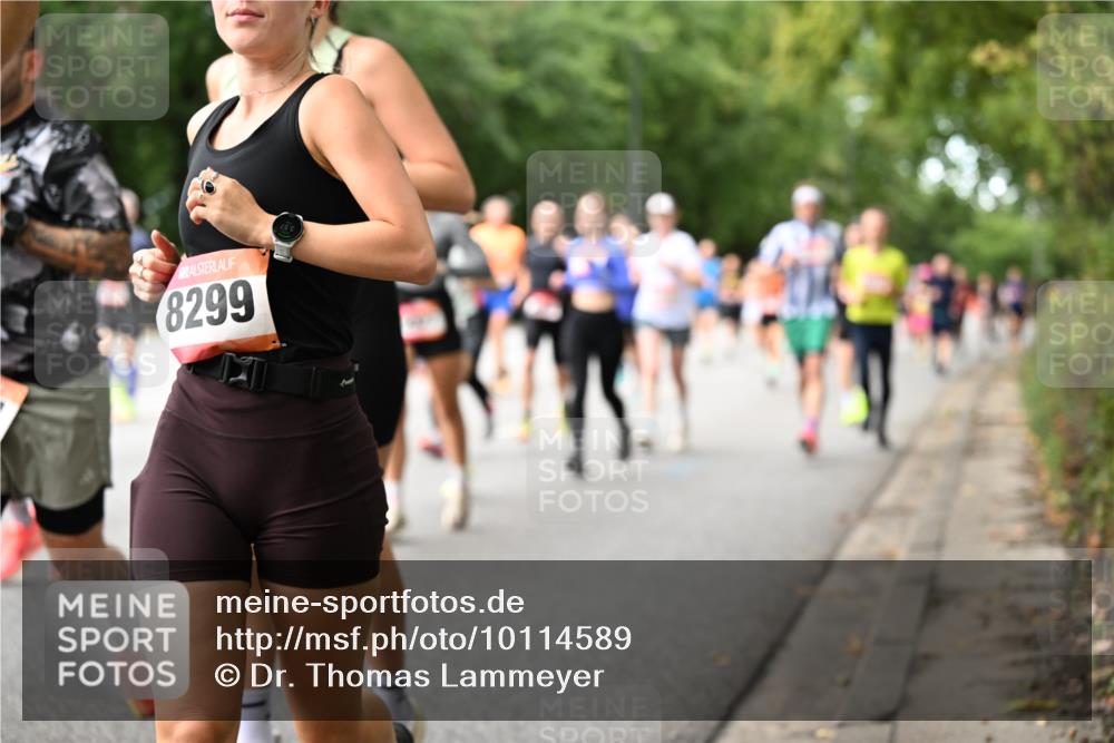 06.09.2026 - CURREX Alsterlauf Dr. Thomas Lammeyer http://msf.ph/oto/10114589 06.09.2026 09:08:05 Laufen 8299 meine-sportfotos.de