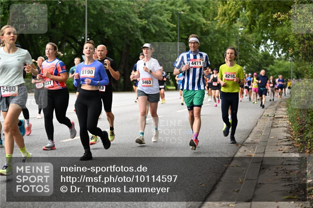 06.09.2026 - CURREX Alsterlauf Dr. Thomas Lammeyer http://msf.ph/oto/10114597 06.09.2026 09:08:06 Laufen 5480, 5331, 2237, 8190, 63, 5463, 4471, 8210 meine-sportfotos.de