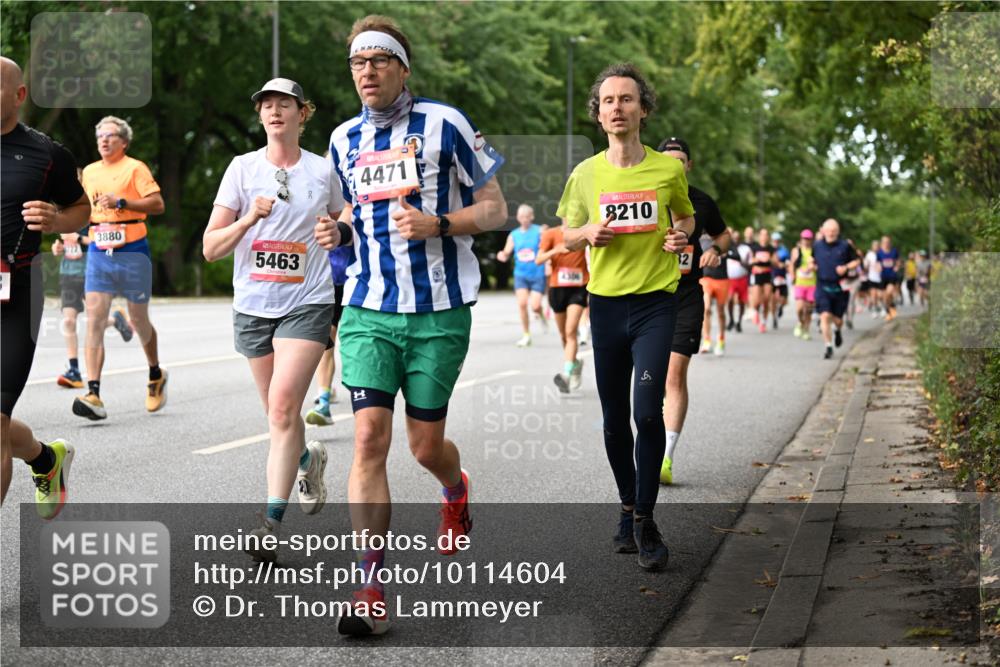 06.09.2026 - CURREX Alsterlauf Dr. Thomas Lammeyer http://msf.ph/oto/10114604 06.09.2026 09:08:07 Laufen 3880, 5463, 4471, 8210 meine-sportfotos.de