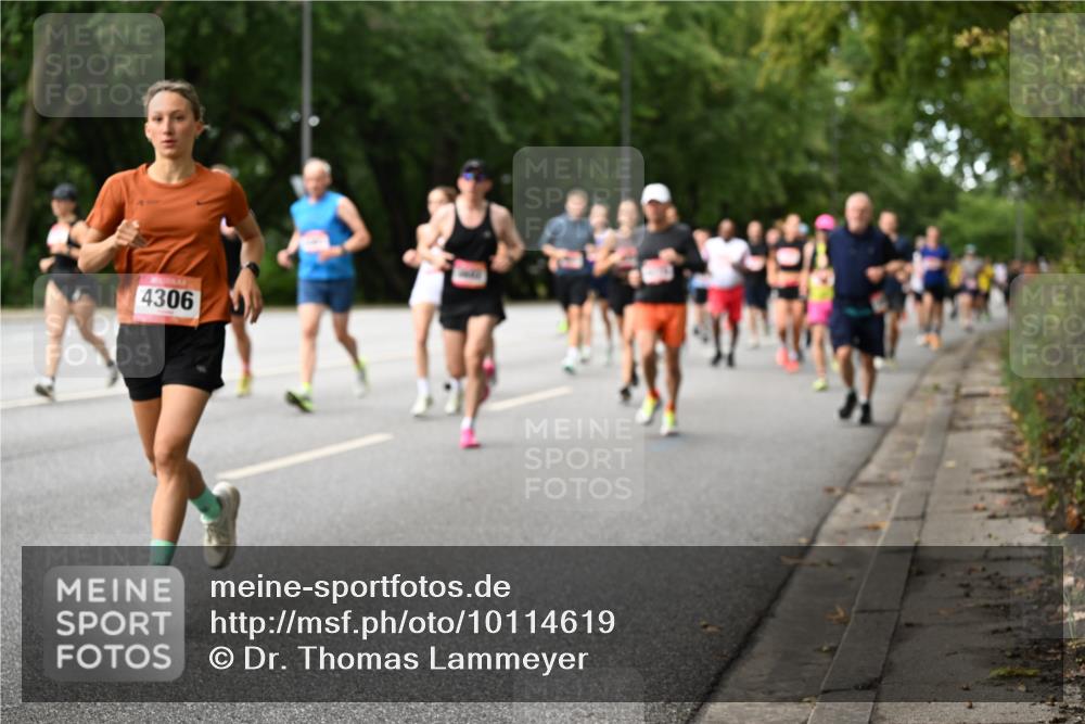 06.09.2026 - CURREX Alsterlauf Dr. Thomas Lammeyer http://msf.ph/oto/10114619 06.09.2026 09:08:10 Laufen 4306 meine-sportfotos.de