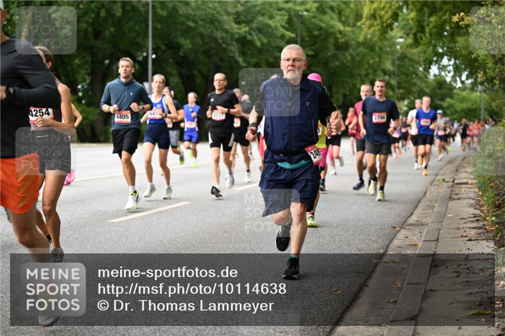 06.09.2026 - CURREX Alsterlauf Dr. Thomas Lammeyer http://msf.ph/oto/10114638 06.09.2026 09:08:13 Laufen 4254, 4537, 4405, 249, 2796 meine-sportfotos.de