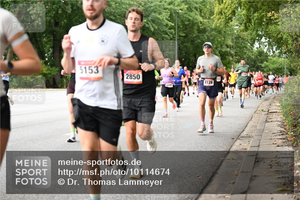 06.09.2026 - CURREX Alsterlauf Dr. Thomas Lammeyer http://msf.ph/oto/10114674 06.09.2026 09:08:19 Laufen 5153, 2850, 5839, 4128, 313, 5299 meine-sportfotos.de