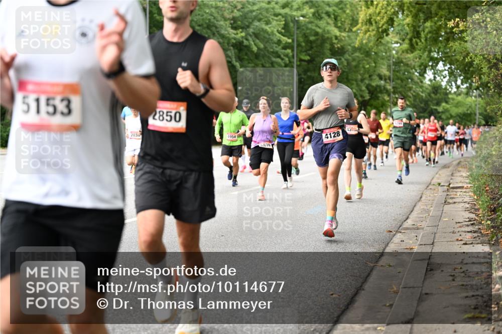 06.09.2026 - CURREX Alsterlauf Dr. Thomas Lammeyer http://msf.ph/oto/10114677 06.09.2026 09:08:19 Laufen 5153, 2036, 2850, 4954, 839, 43, 4128 meine-sportfotos.de