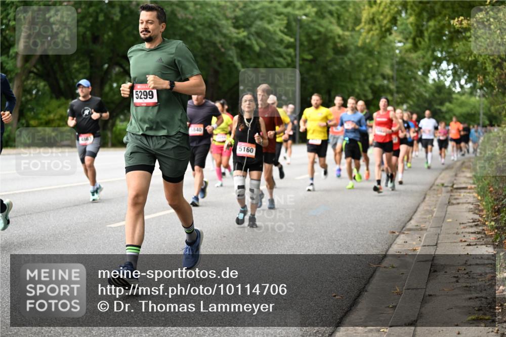 06.09.2026 - CURREX Alsterlauf Dr. Thomas Lammeyer http://msf.ph/oto/10114706 06.09.2026 09:08:23 Laufen 436, 5299, 840, 5160 meine-sportfotos.de