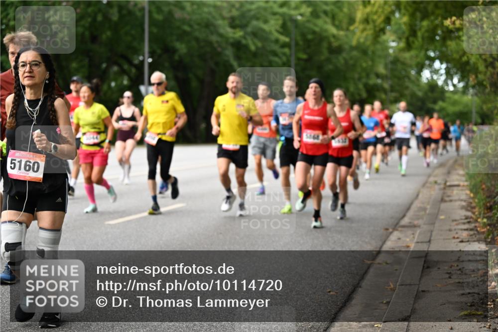 06.09.2026 - CURREX Alsterlauf Dr. Thomas Lammeyer http://msf.ph/oto/10114720 06.09.2026 09:08:25 Laufen 5160 meine-sportfotos.de