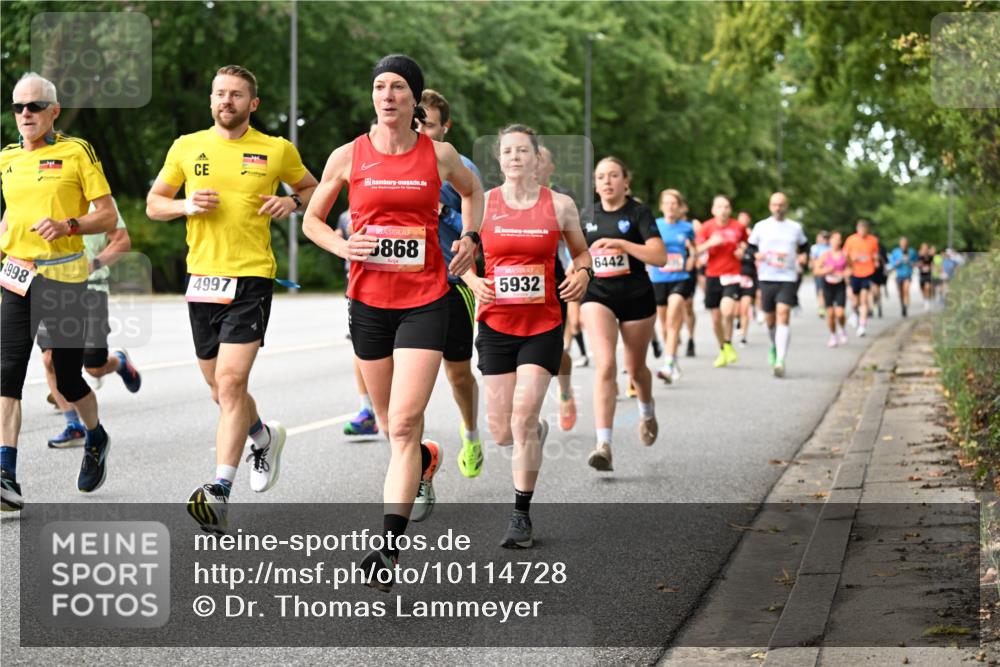 06.09.2026 - CURREX Alsterlauf Dr. Thomas Lammeyer http://msf.ph/oto/10114728 06.09.2026 09:08:27 Laufen 4998, 4997, 5868, 5932, 6442 meine-sportfotos.de