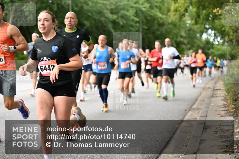 06.09.2026 - CURREX Alsterlauf Dr. Thomas Lammeyer http://msf.ph/oto/10114740 06.09.2026 09:08:28 Laufen 0, 1969, 6442, 3645 meine-sportfotos.de