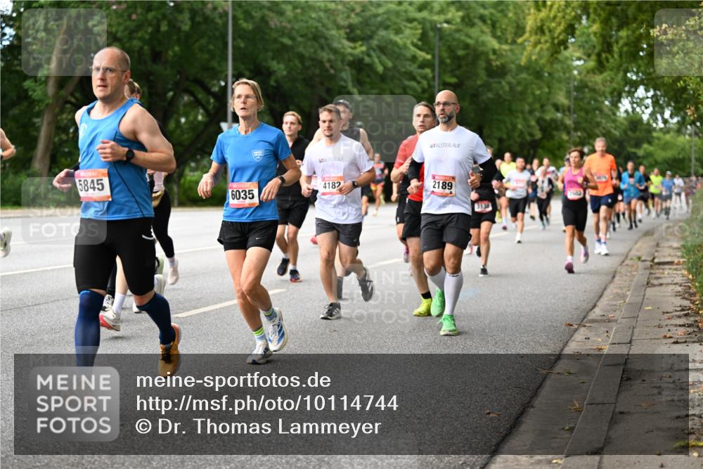 06.09.2026 - CURREX Alsterlauf Dr. Thomas Lammeyer http://msf.ph/oto/10114744 06.09.2026 09:08:29 Laufen 5845, 4182, 6035, 2189 meine-sportfotos.de