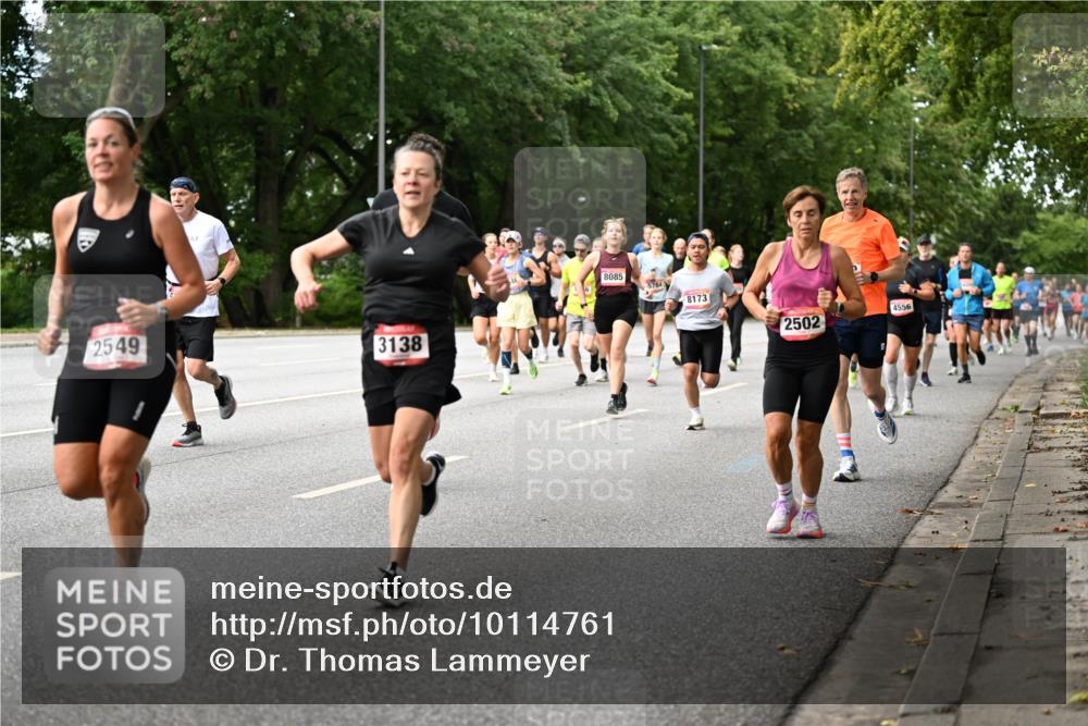 06.09.2026 - CURREX Alsterlauf Dr. Thomas Lammeyer http://msf.ph/oto/10114761 06.09.2026 09:08:32 Laufen 2549, 3138, 8085, 8173, 2502, 4556 meine-sportfotos.de
