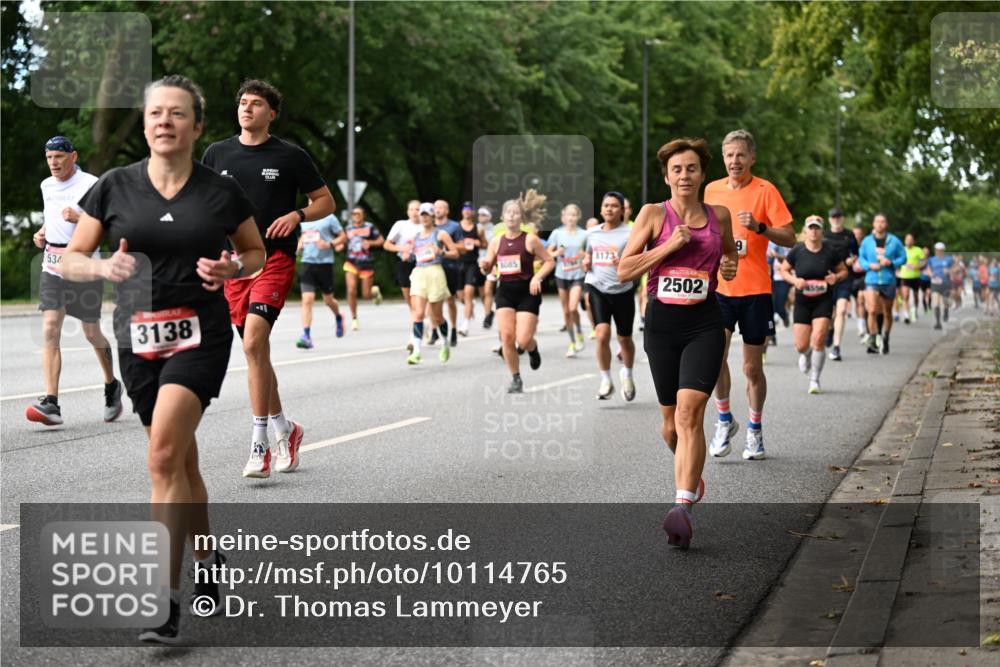 06.09.2026 - CURREX Alsterlauf Dr. Thomas Lammeyer http://msf.ph/oto/10114765 06.09.2026 09:08:32 Laufen 534, 3138, 1085, 8173, 2502, 9 meine-sportfotos.de
