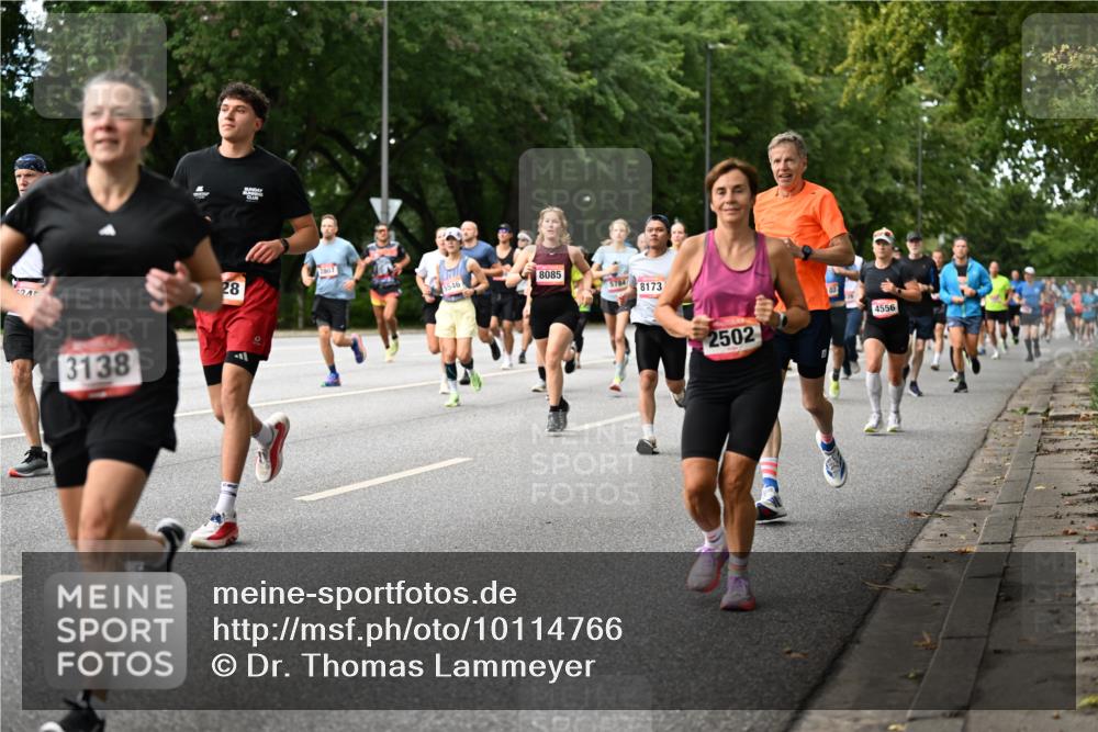 06.09.2026 - CURREX Alsterlauf Dr. Thomas Lammeyer http://msf.ph/oto/10114766 06.09.2026 09:08:33 Laufen 3138, 28, 2807, 5546, 8085, 5784, 8173, 2502, 4556 meine-sportfotos.de