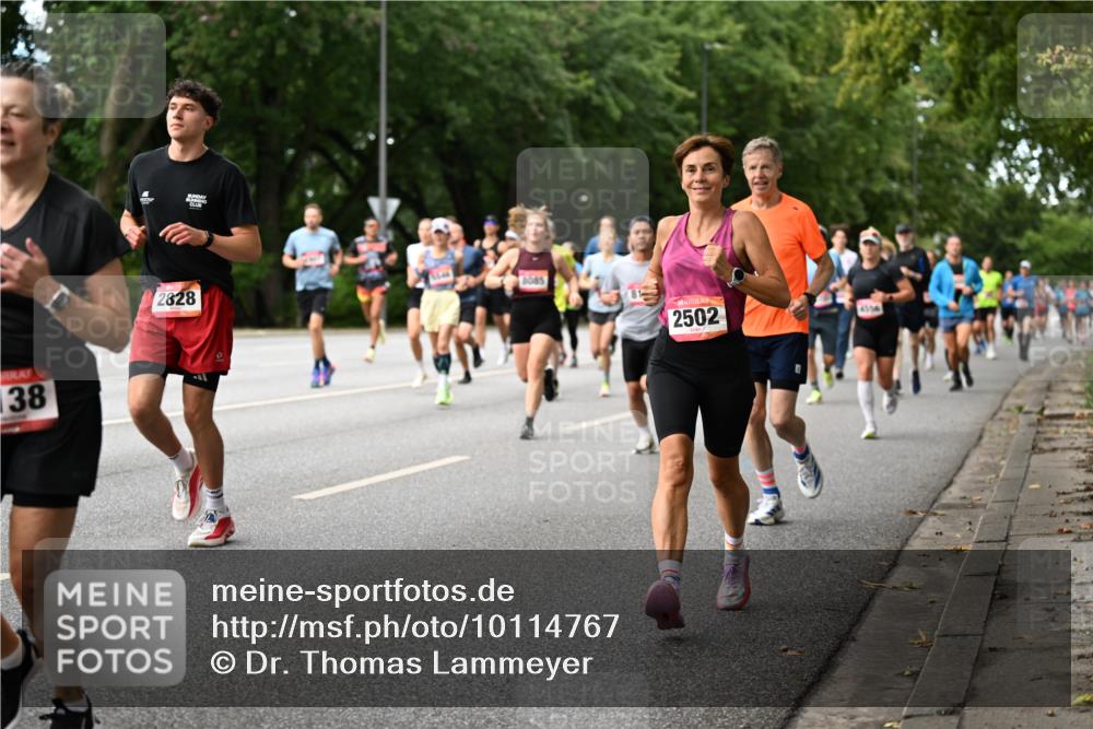 06.09.2026 - CURREX Alsterlauf Dr. Thomas Lammeyer http://msf.ph/oto/10114767 06.09.2026 09:08:33 Laufen 38, 2828, 8085, 2502, 4506 meine-sportfotos.de
