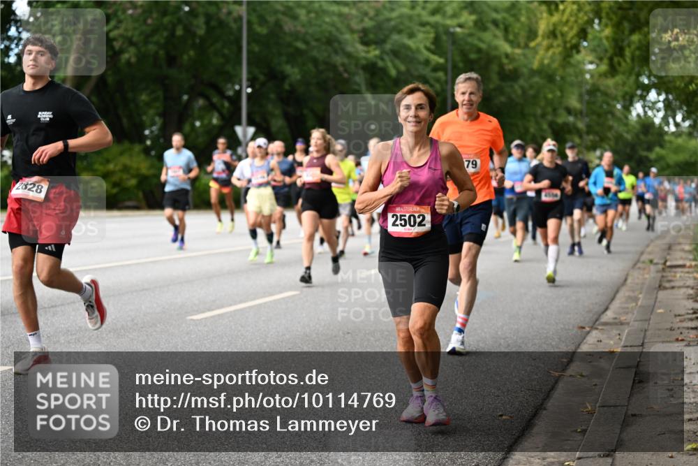 06.09.2026 - CURREX Alsterlauf Dr. Thomas Lammeyer http://msf.ph/oto/10114769 06.09.2026 09:08:33 Laufen 2828, 79, 2502, 4564 meine-sportfotos.de