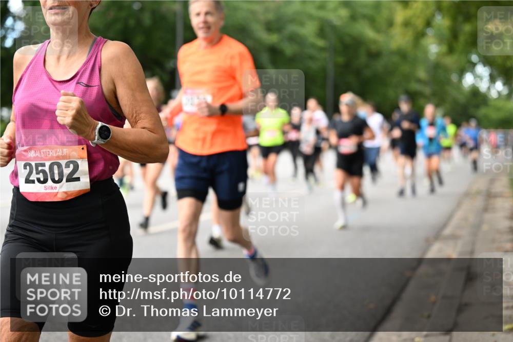 06.09.2026 - CURREX Alsterlauf Dr. Thomas Lammeyer http://msf.ph/oto/10114772 06.09.2026 09:08:34 Laufen 2502 meine-sportfotos.de
