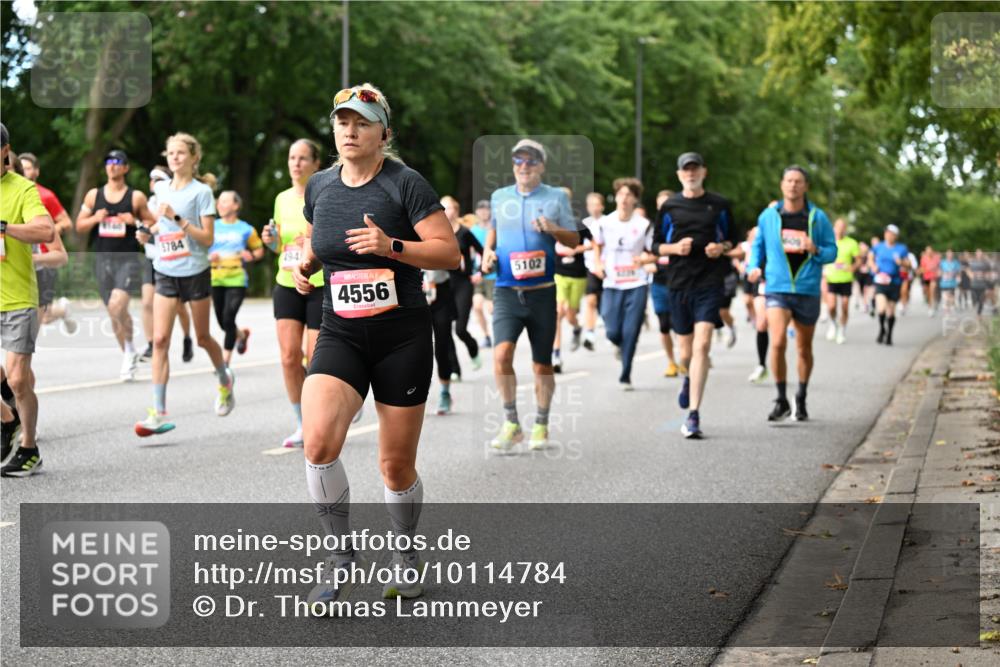 06.09.2026 - CURREX Alsterlauf Dr. Thomas Lammeyer http://msf.ph/oto/10114784 06.09.2026 09:08:36 Laufen 5784, 1945, 4556, 5102 meine-sportfotos.de