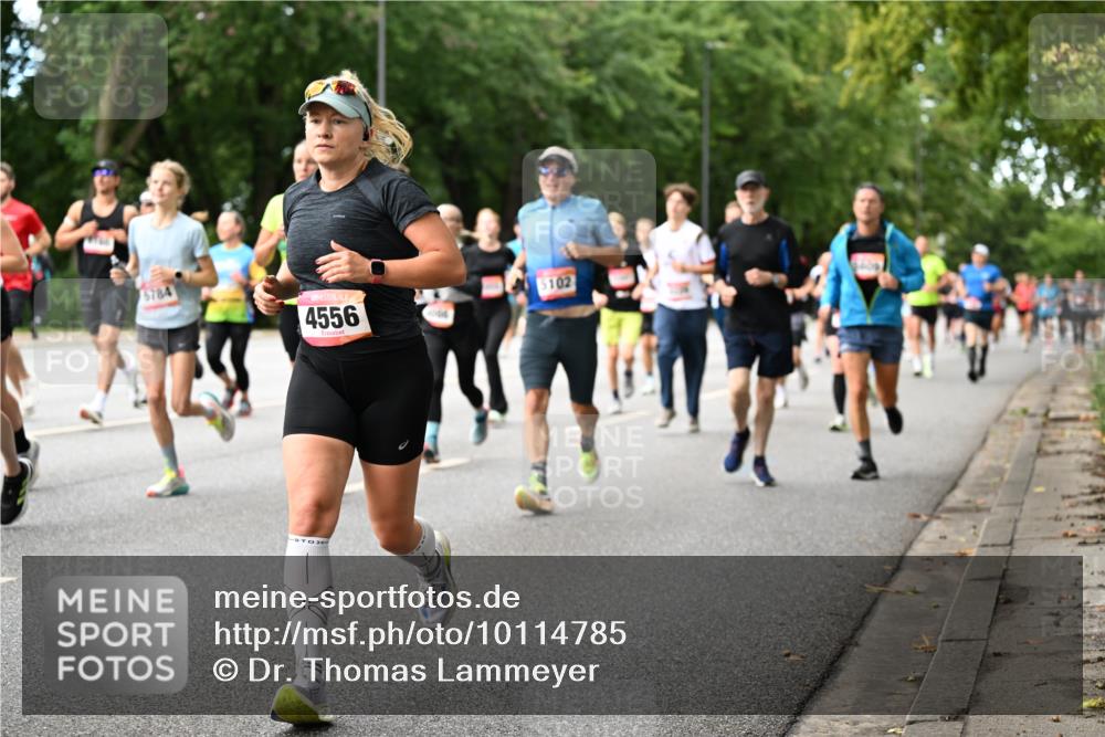 06.09.2026 - CURREX Alsterlauf Dr. Thomas Lammeyer http://msf.ph/oto/10114785 06.09.2026 09:08:36 Laufen 5784, 4556, 5102 meine-sportfotos.de