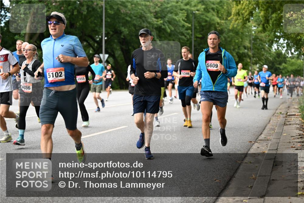 06.09.2026 - CURREX Alsterlauf Dr. Thomas Lammeyer http://msf.ph/oto/10114795 06.09.2026 09:08:37 Laufen 8086, 5102, 4955, 5346, 5609 meine-sportfotos.de