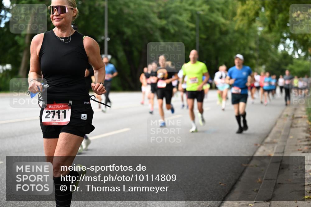 06.09.2026 - CURREX Alsterlauf Dr. Thomas Lammeyer http://msf.ph/oto/10114809 06.09.2026 09:08:40 Laufen 2711 meine-sportfotos.de