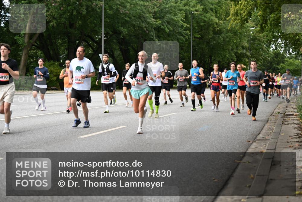 06.09.2026 - CURREX Alsterlauf Dr. Thomas Lammeyer http://msf.ph/oto/10114830 06.09.2026 09:08:44 Laufen 402, 3126, 3686, 8120, 5010, 5848, 3396, 973, 3411, 5129, 4989, 5198 meine-sportfotos.de