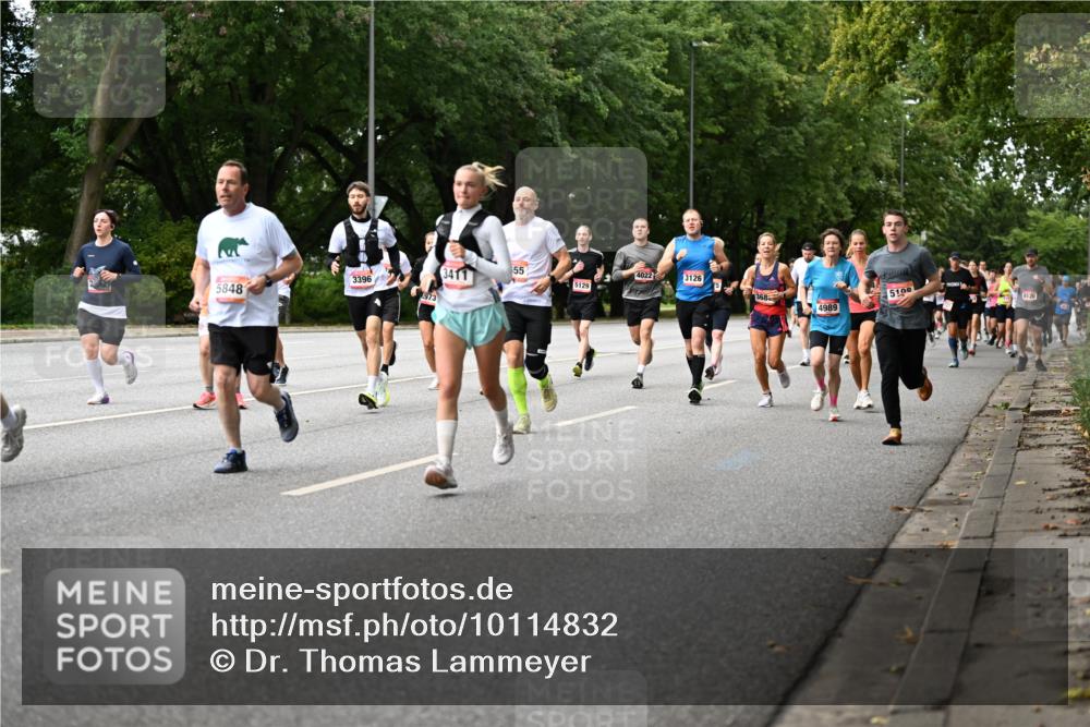 06.09.2026 - CURREX Alsterlauf Dr. Thomas Lammeyer http://msf.ph/oto/10114832 06.09.2026 09:08:44 Laufen 3396, 5848, 973, 3411, 55, 4022, 3126, 5129, 5100, 8120, 368, 4989 meine-sportfotos.de