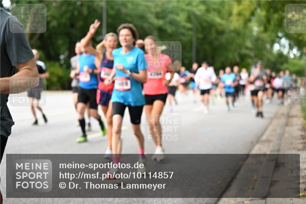 06.09.2026 - CURREX Alsterlauf Dr. Thomas Lammeyer http://msf.ph/oto/10114857 06.09.2026 09:08:48 Laufen  meine-sportfotos.de