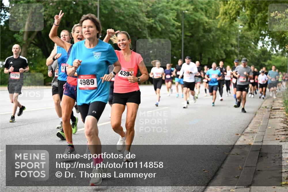 06.09.2026 - CURREX Alsterlauf Dr. Thomas Lammeyer http://msf.ph/oto/10114858 06.09.2026 09:08:48 Laufen 5129, 31, 4989, 4394 meine-sportfotos.de