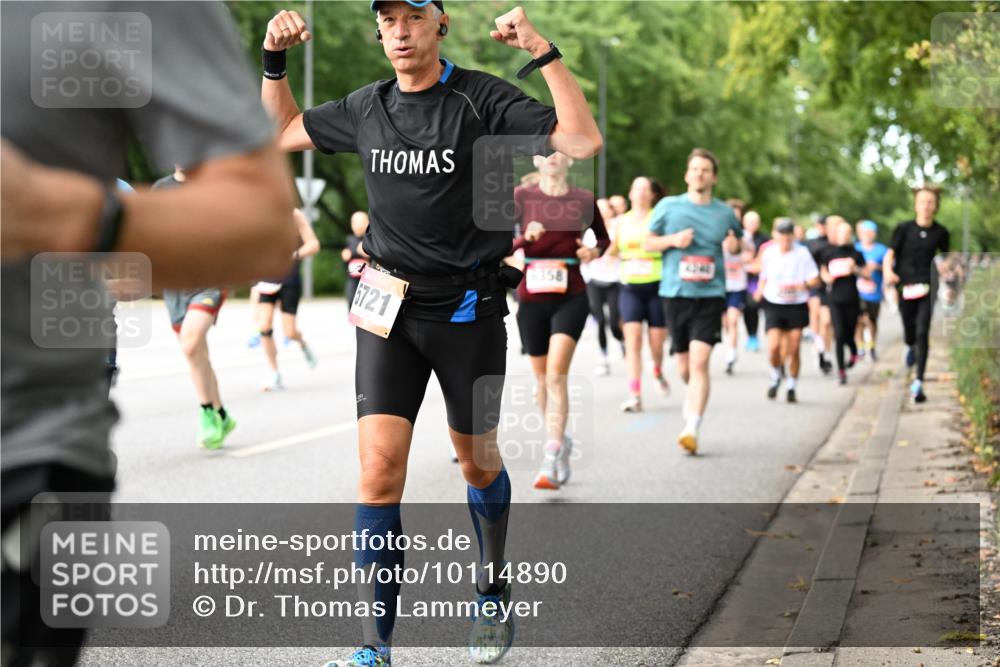06.09.2026 - CURREX Alsterlauf Dr. Thomas Lammeyer http://msf.ph/oto/10114890 06.09.2026 09:08:53 Laufen 6721 meine-sportfotos.de
