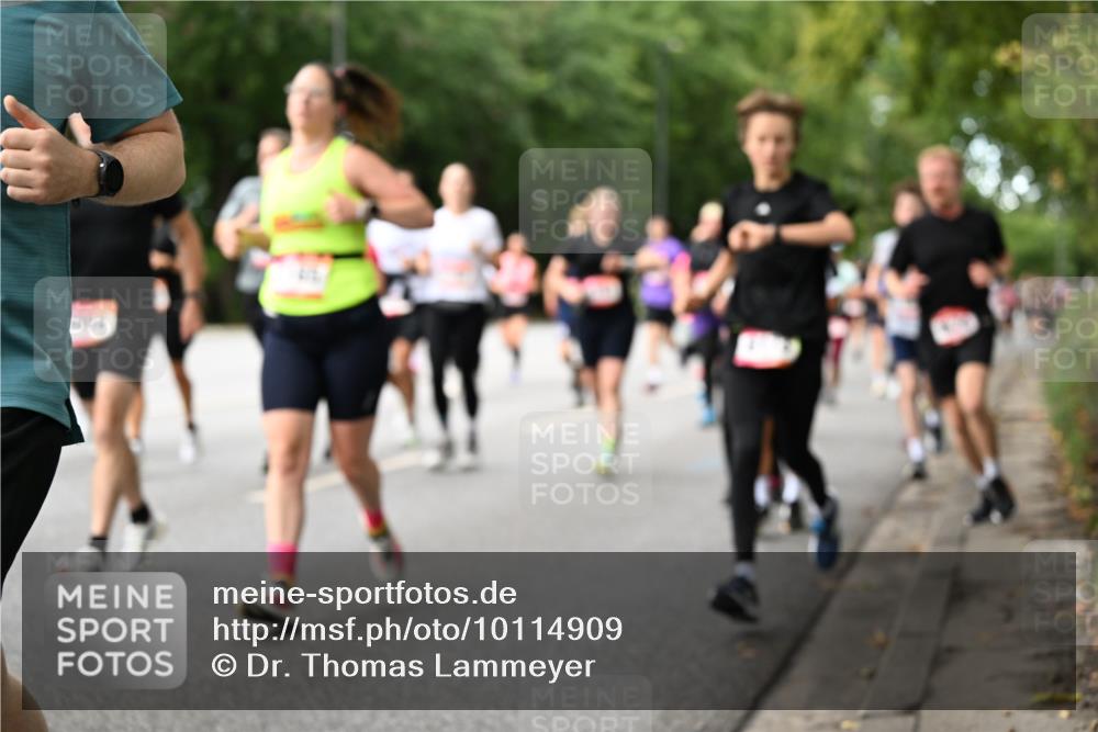 06.09.2026 - CURREX Alsterlauf Dr. Thomas Lammeyer http://msf.ph/oto/10114909 06.09.2026 09:08:56 Laufen  meine-sportfotos.de