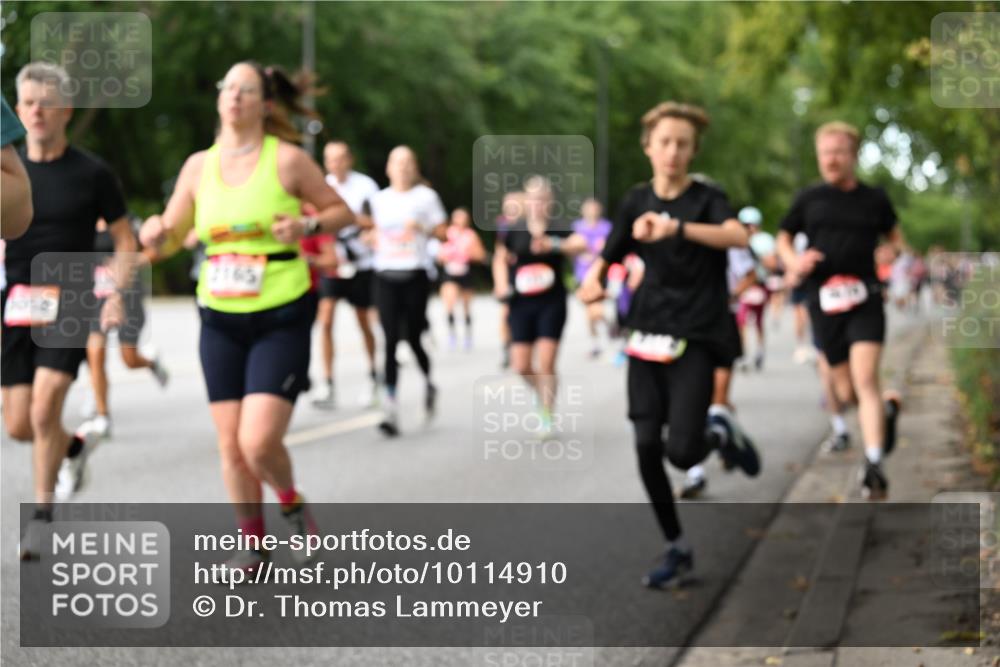 06.09.2026 - CURREX Alsterlauf Dr. Thomas Lammeyer http://msf.ph/oto/10114910 06.09.2026 09:08:56 Laufen  meine-sportfotos.de