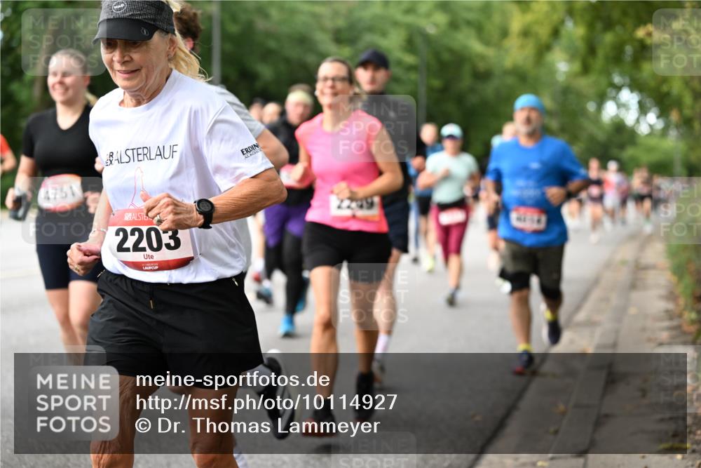 06.09.2026 - CURREX Alsterlauf Dr. Thomas Lammeyer http://msf.ph/oto/10114927 06.09.2026 09:08:58 Laufen 4751, 2203, 2239, 45 meine-sportfotos.de