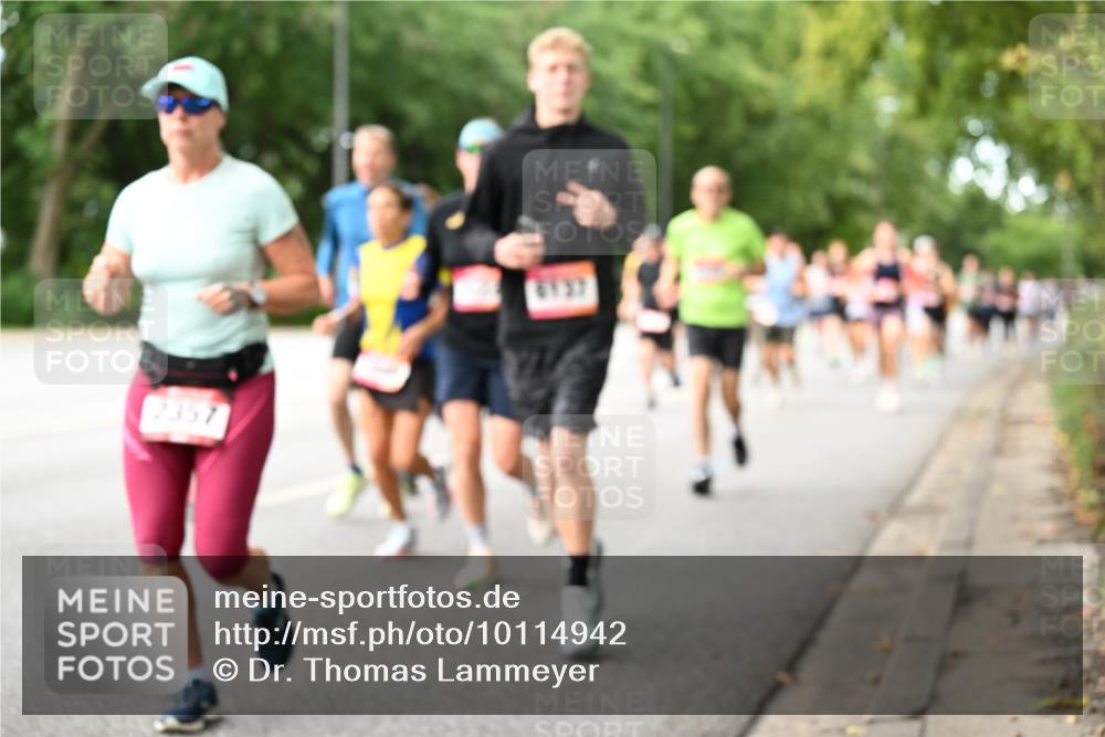 06.09.2026 - CURREX Alsterlauf Dr. Thomas Lammeyer http://msf.ph/oto/10114942 06.09.2026 09:09:01 Laufen  meine-sportfotos.de
