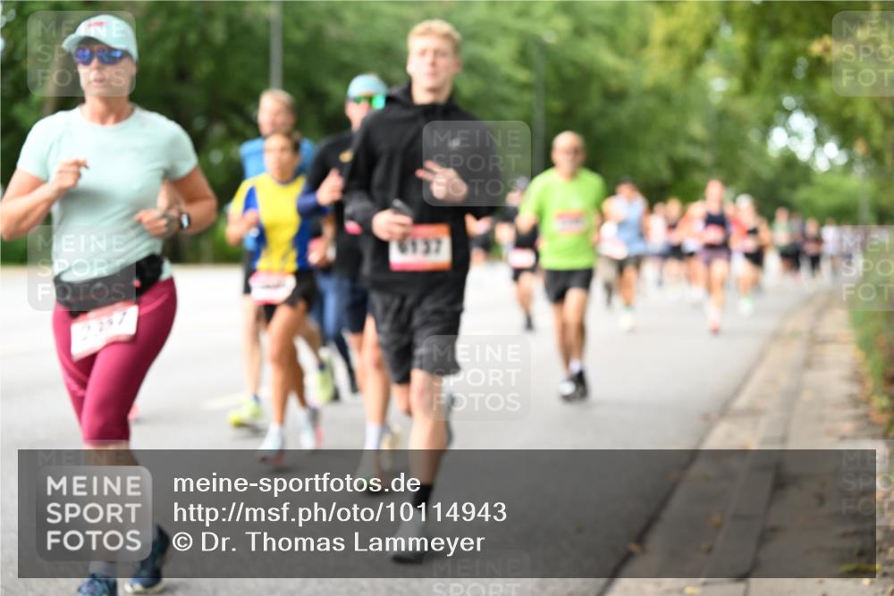 06.09.2026 - CURREX Alsterlauf Dr. Thomas Lammeyer http://msf.ph/oto/10114943 06.09.2026 09:09:01 Laufen  meine-sportfotos.de